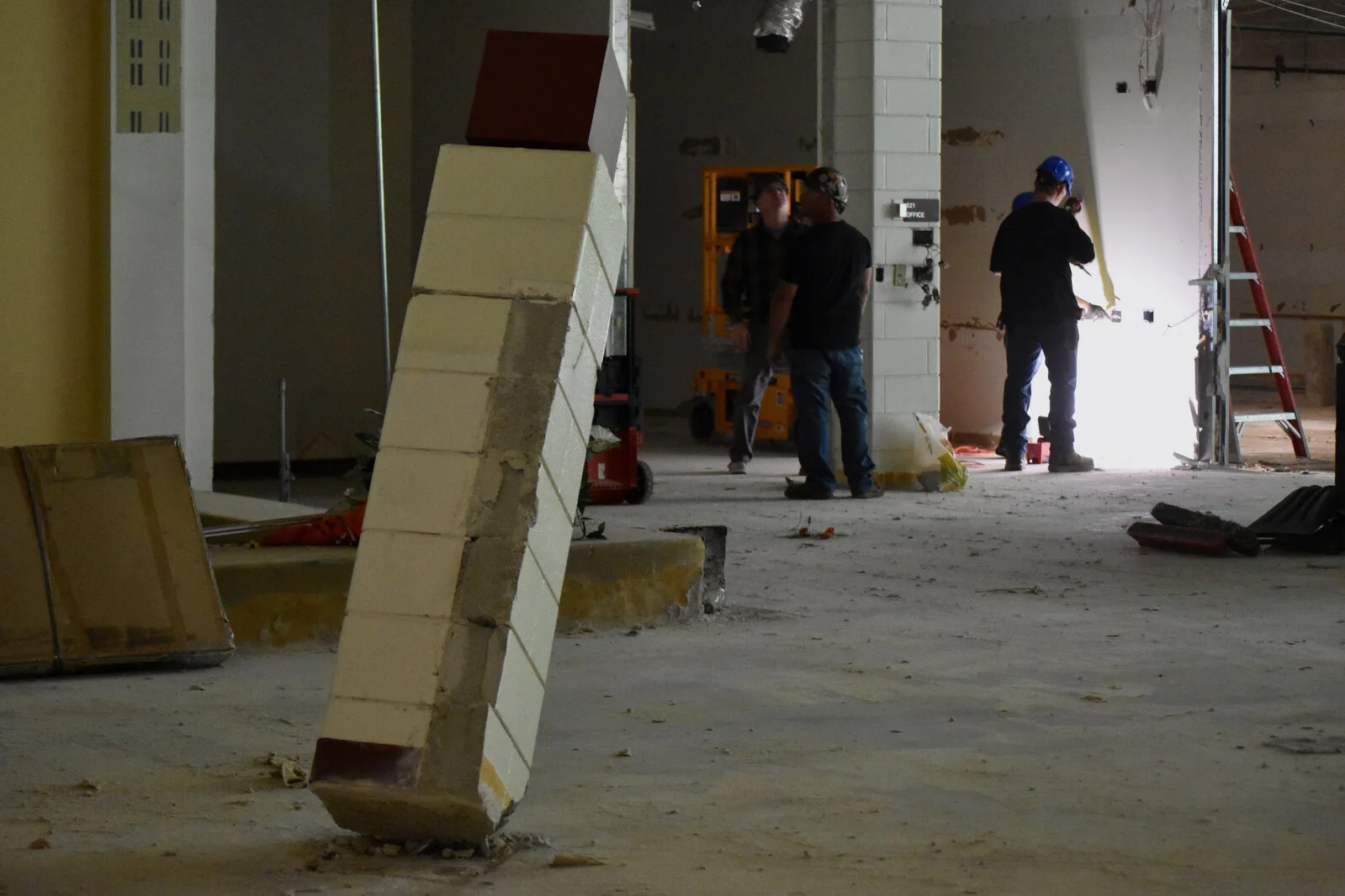 Construction work at Meadowview School Media Center