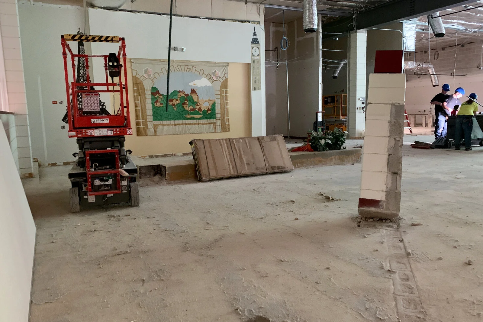 Construction work at Meadowview School Media Center