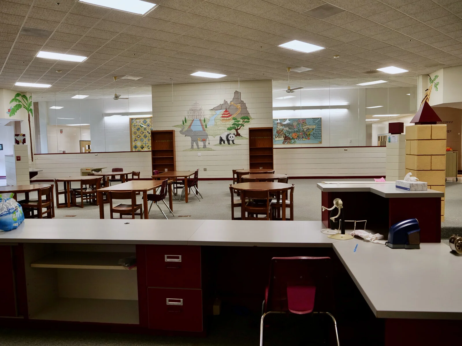 Meadowview School Library/Media Center - May 2026