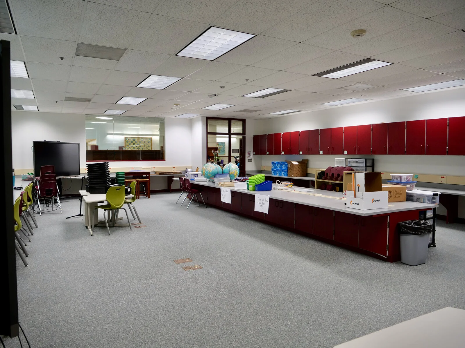 Meadowview School Library/Media Center - May 2026